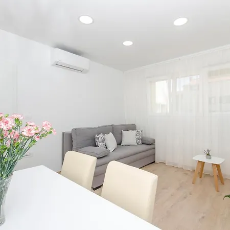 公寓 Lanuna 斯普利特